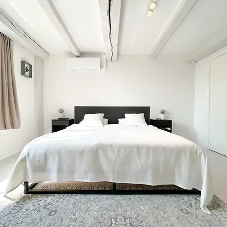 Wijnkopershuis Hendricksz Apartment