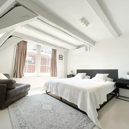 Wijnkopershuis Hendricksz Apartment Amsterdam